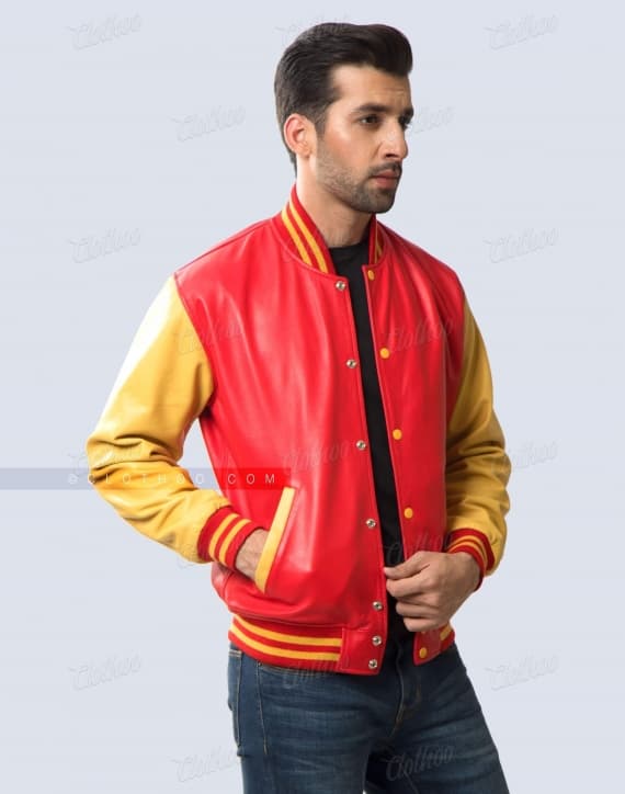 4_High-School-Seniors-Varsity-Jackets-Casual_large.jpg